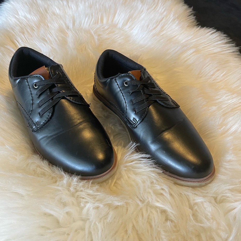 Classic Black Men's Dress Shoes